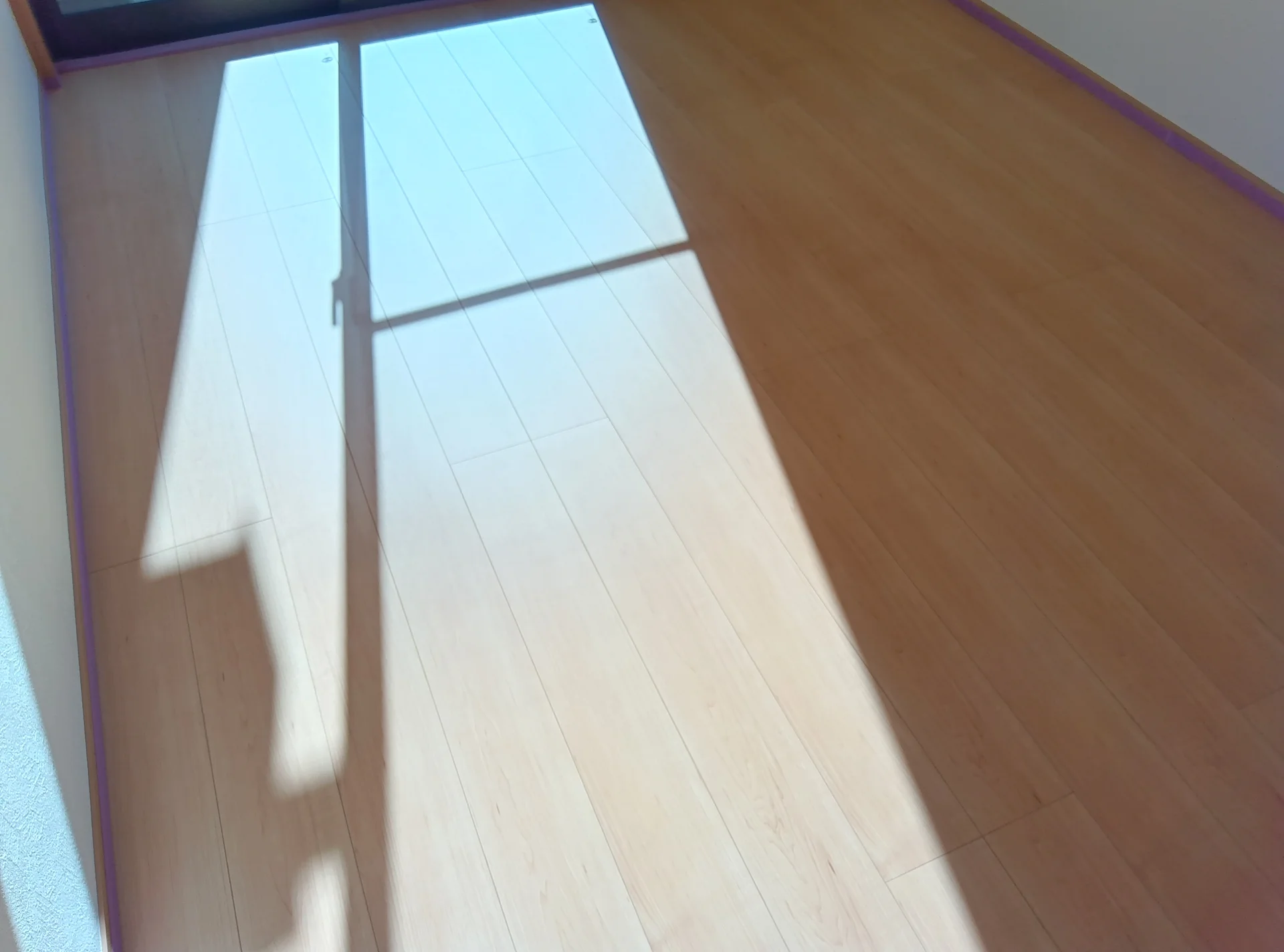 施工前のフローリングの様子（埼玉県さいたま市｜ワンラブコート前）