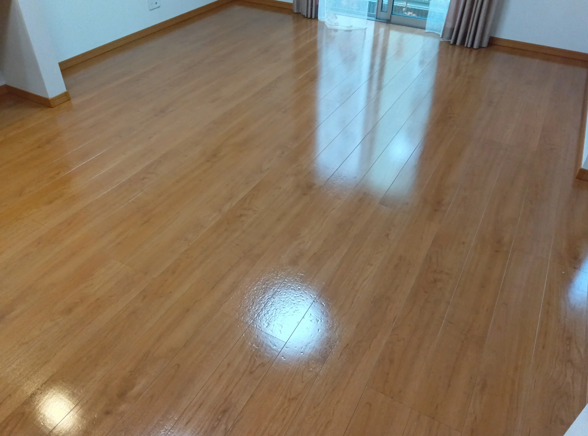施工後のフローリングの様子（埼玉県ふじみ野市｜aquaコート後）